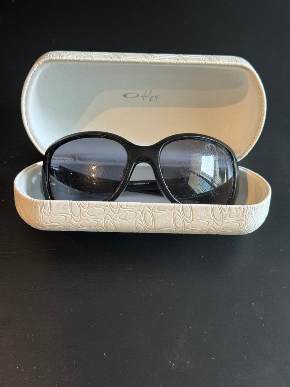 Oakley Necessity sunglasses with hard case